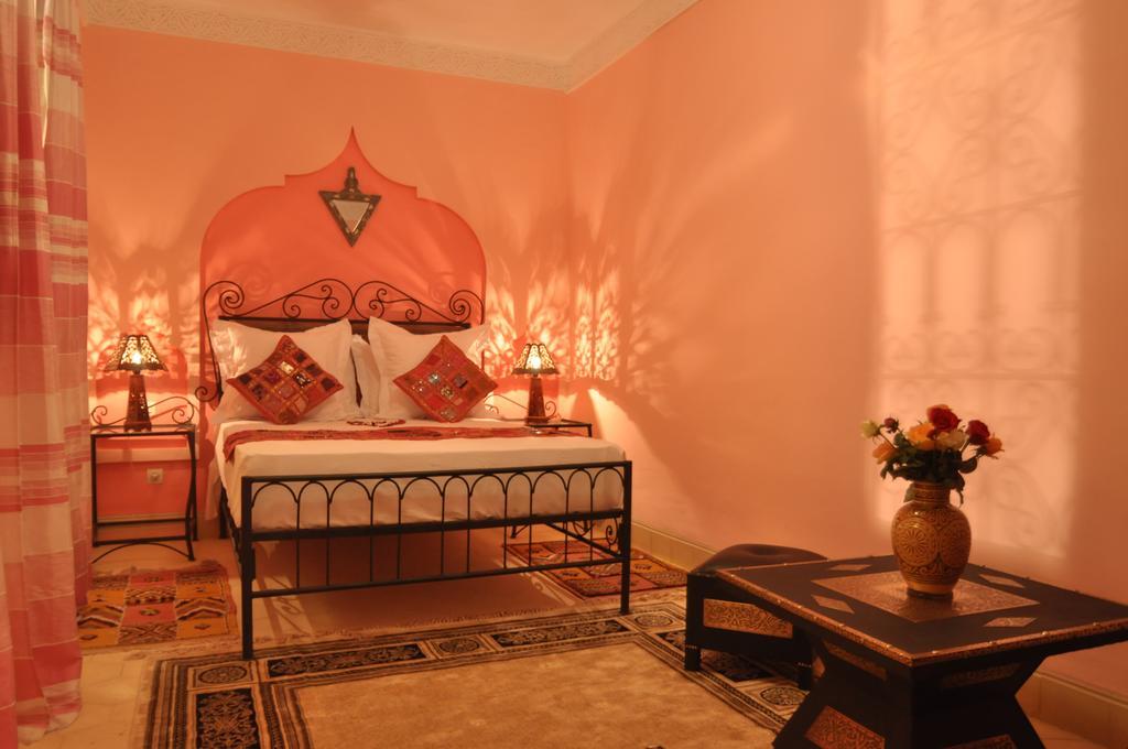 Riad La Famille Marakeş Dış mekan fotoğraf