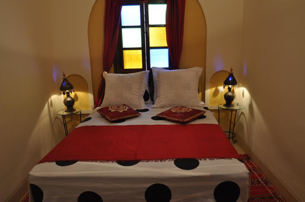 Riad La Famille Marakeş Oda fotoğraf